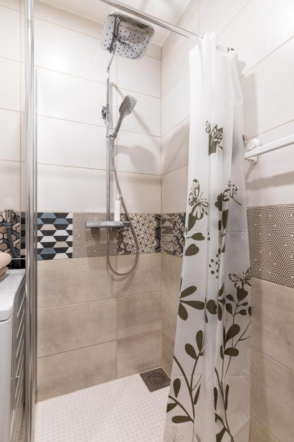 Charming 1Br In Superb Location, Free Parking & Wi-Fi Apartment Tallinn Exterior foto